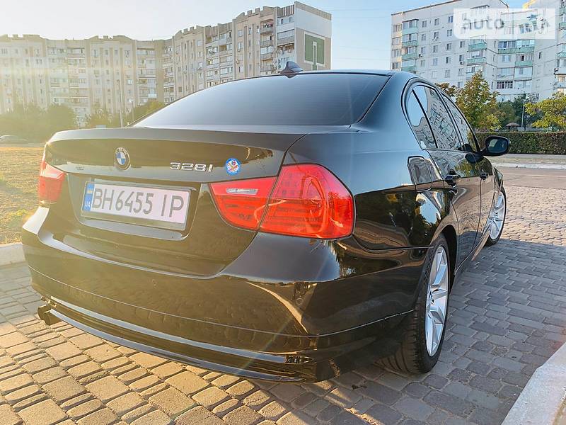 Седан BMW 3 Series 2010 в Одесі