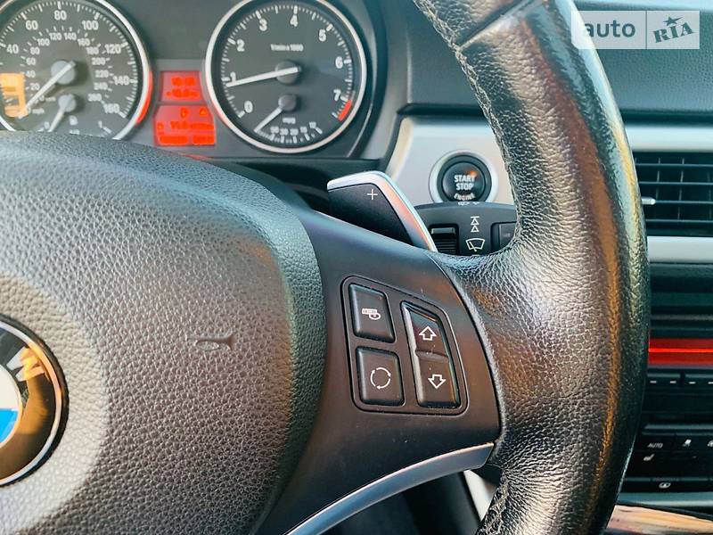 Седан BMW 3 Series 2010 в Одесі