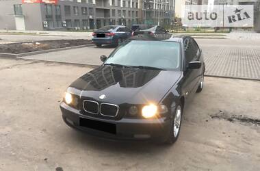 Хэтчбек BMW 3 Series 2001 в Киеве