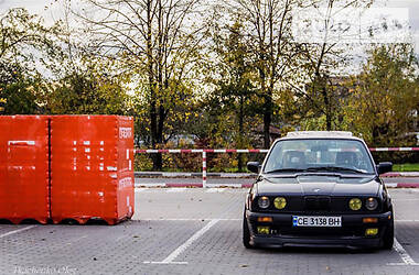 Седан BMW 3 Series 1991 в Черновцах