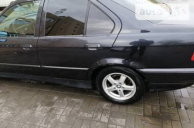 Седан BMW 3 Series 1991 в 
