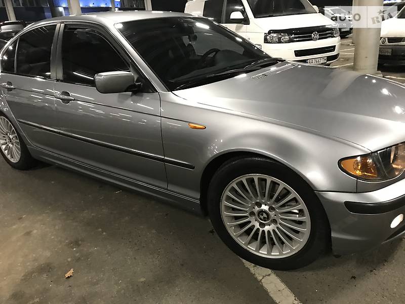 Седан BMW 3 Series 2004 в Киеве