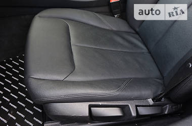 Седан BMW 3 Series 2015 в 