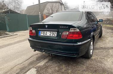 Седан BMW 3 Series 2000 в Вишневому