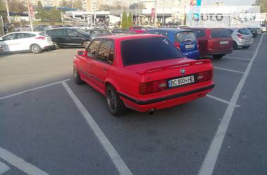 Седан BMW 3 Series 1984 в Львове