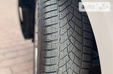 Хетчбек BMW 3 Series 2013 в 