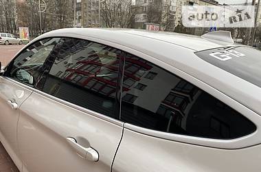 Хетчбек BMW 3 Series 2013 в 