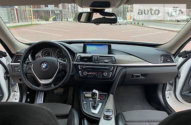 Хетчбек BMW 3 Series 2013 в 