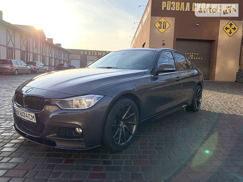Седан BMW 3 Series 2012 в Рівному