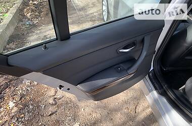 Седан BMW 3 Series 2011 в 