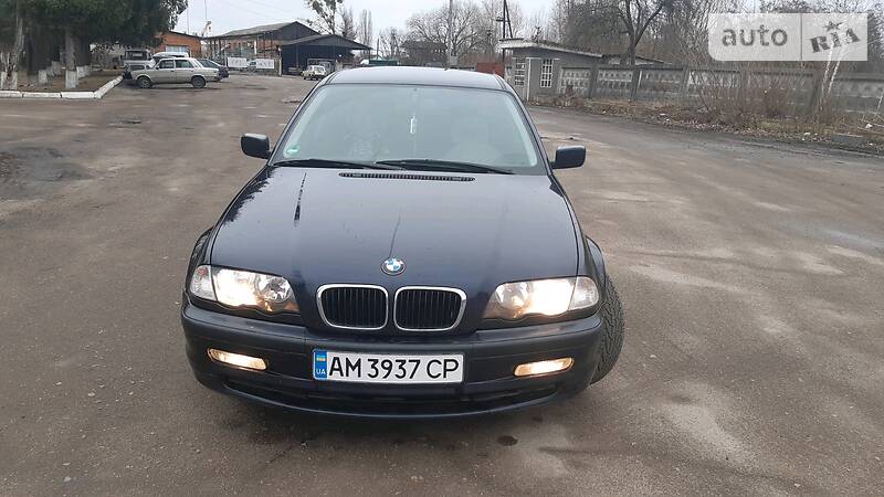 Седан BMW 3 Series 2000 в 
