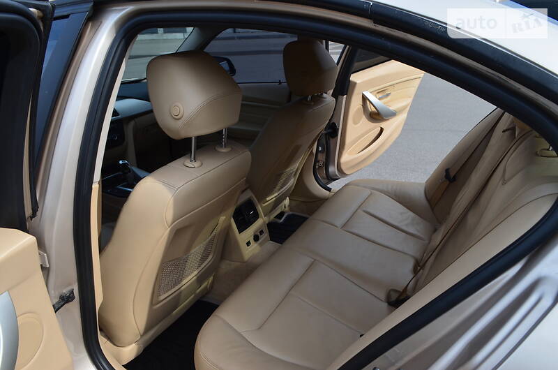 Седан BMW 3 Series 2013 в Києві фото 25 Седан BMW 3 Series 2013 в Києві