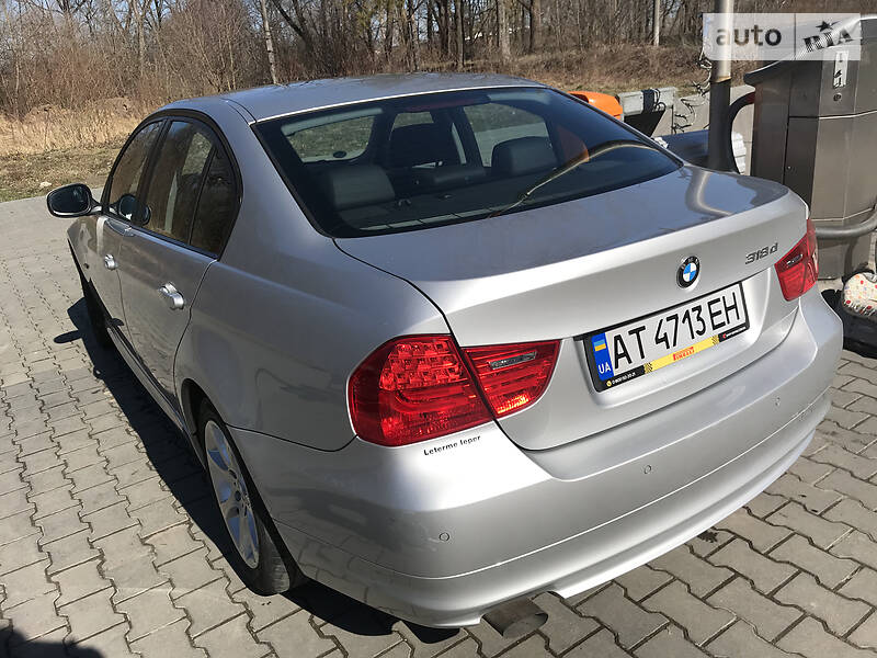 Седан BMW 3 Series 2009 в Івано-Франківську
