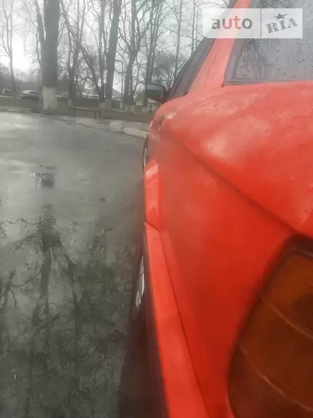Седан BMW 3 Series 1985 в 
