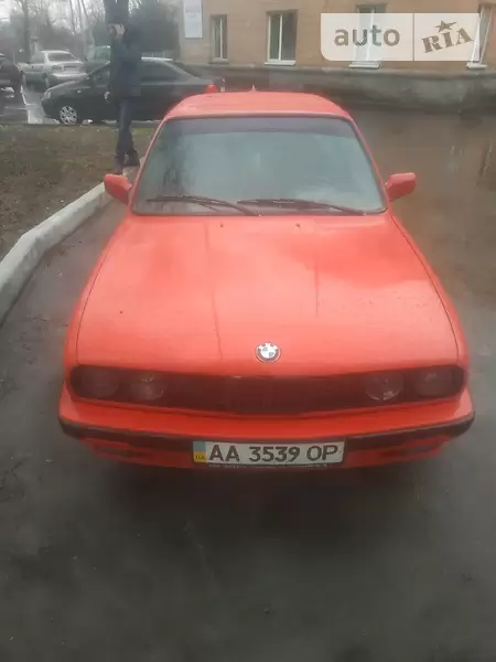 Седан BMW 3 Series 1985 в 