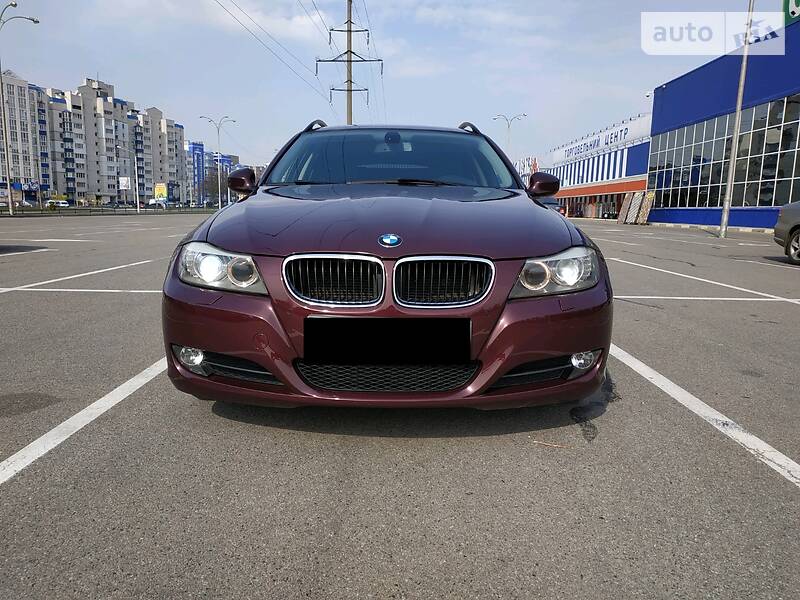 Универсал BMW 3 Series 2009 в Чернигове