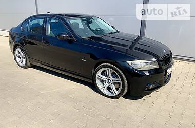 Седан BMW 3 Series 2011 в Умани