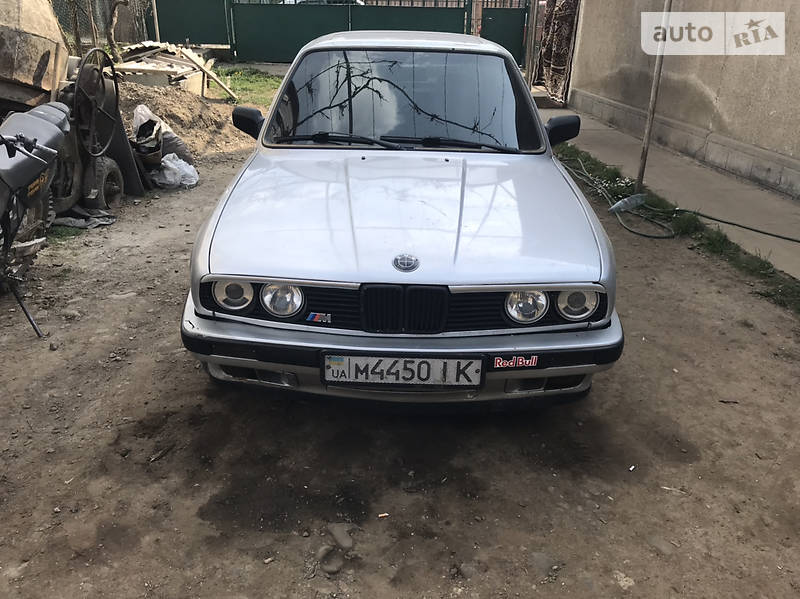 Седан BMW 3 Series 1985 в Тячеві фото Седан BMW 3 Series 1985 в Тячеві