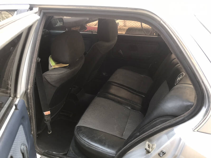 Седан BMW 3 Series 1985 в Тячеві фото 6 Седан BMW 3 Series 1985 в Тячеві