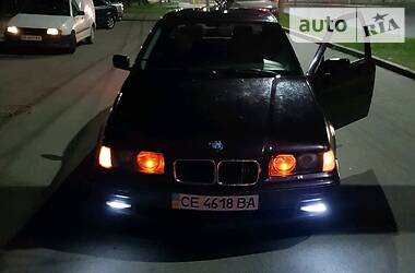 Седан BMW 3 Series 1992 в Чернівцях