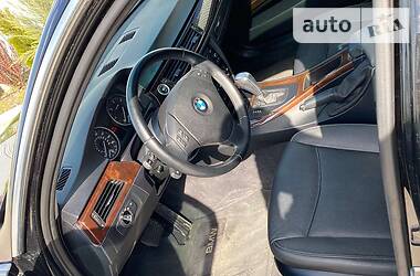 Седан BMW 3 Series 2011 в Черновцах