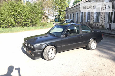 Купе BMW 3 Series 1987 в 