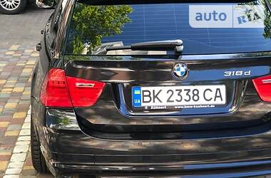 Универсал BMW 3 Series 2010 в Киеве