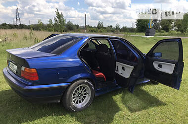 Седан BMW 3 Series 1994 в 