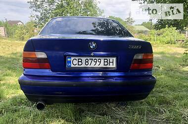 Седан BMW 3 Series 1998 в Чернигове