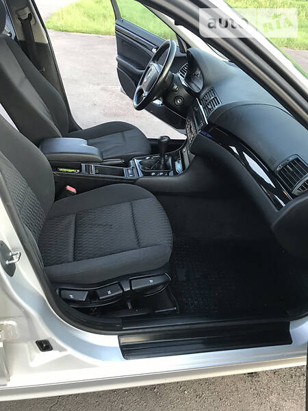 Седан BMW 3 Series 2002 в Костопілі