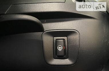 Седан BMW 3 Series 2012 в 