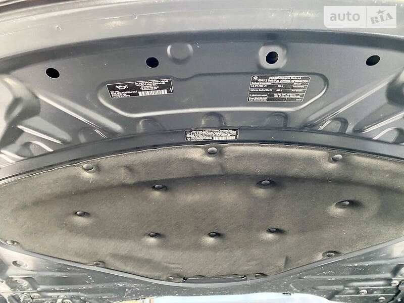 Седан BMW 3 Series 2014 в Києві