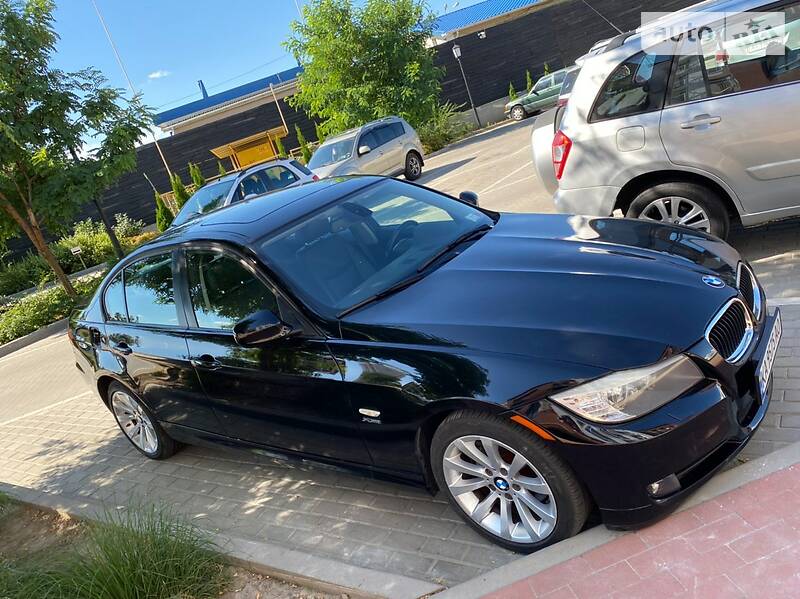 Седан BMW 3 Series 2011 в Києві фото 2 Седан BMW 3 Series 2011 в Києві