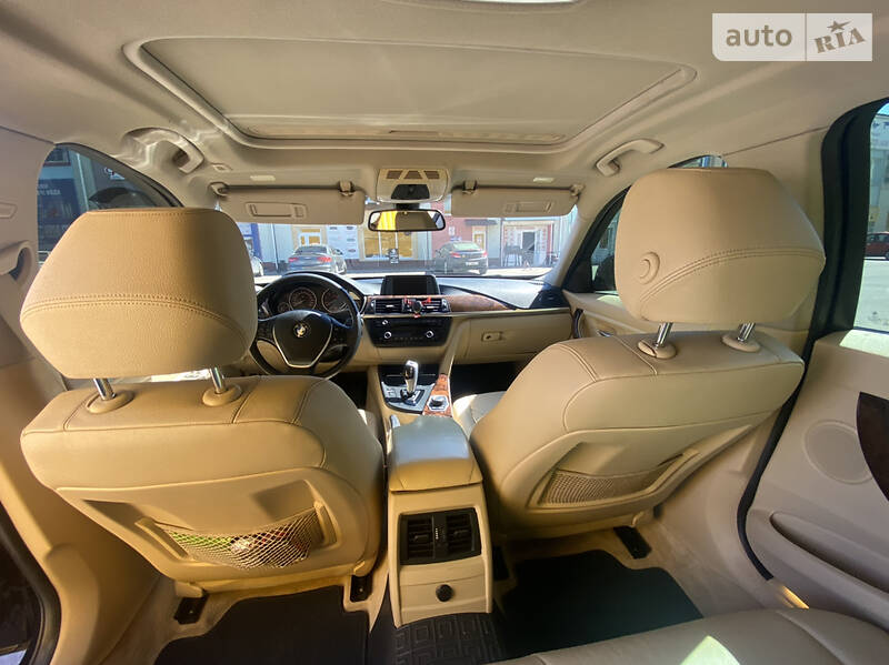 Седан BMW 3 Series 2012 в Мелітополі