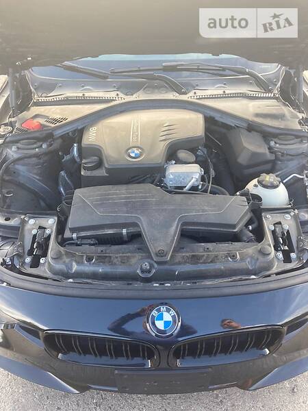 Седан BMW 3 Series 2014 в Львові