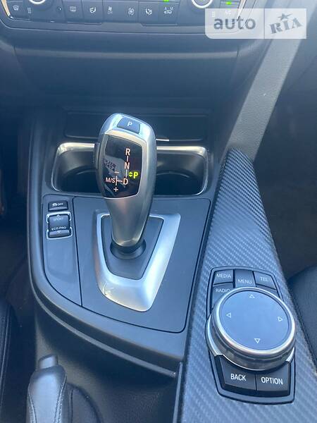 Седан BMW 3 Series 2014 в Львові