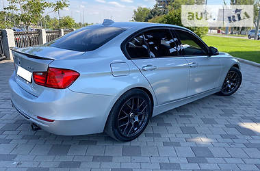 Седан BMW 3 Series 2013 в Днепре