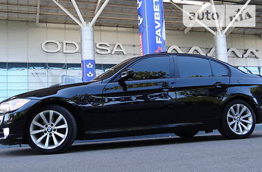 Седан BMW 3 Series 2011 в Одессе