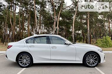 Седан BMW 3 Series 2019 в Киеве