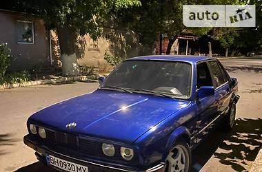 Седан BMW 3 Series 1986 в Білгороді-Дністровському