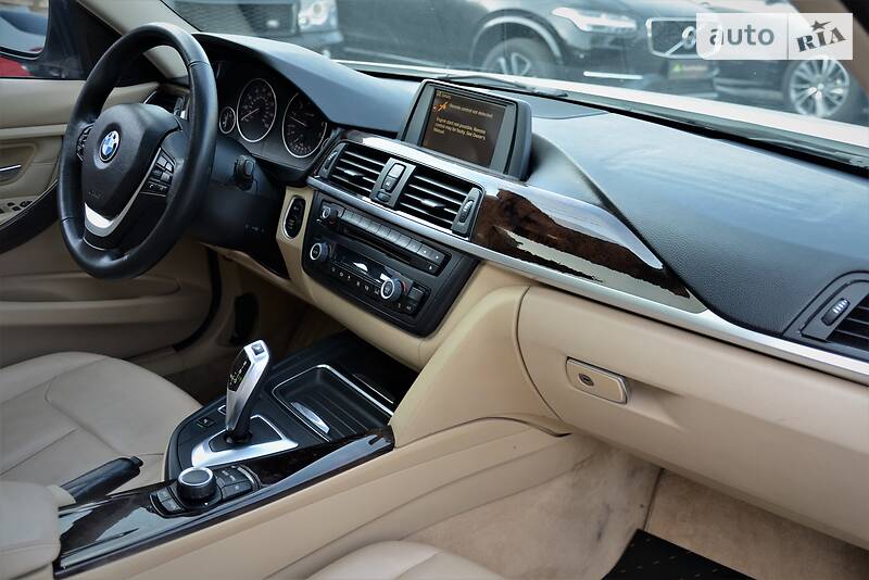 Седан BMW 3 Series 2014 в Киеве