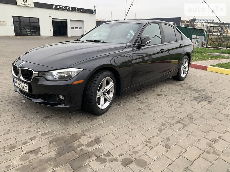 Седан BMW 3 Series 2012 в Киеве