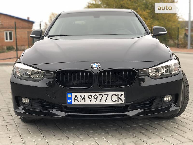 Седан BMW 3 Series 2013 в Житомире