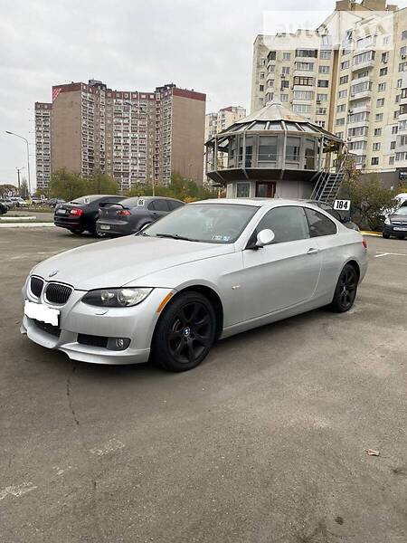 Купе BMW 3 Series 2009 в Киеве