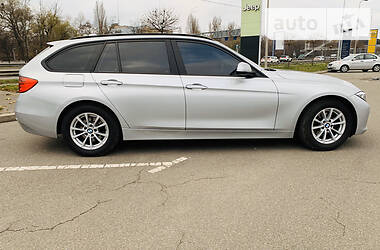 Универсал BMW 3 Series 2015 в Киеве