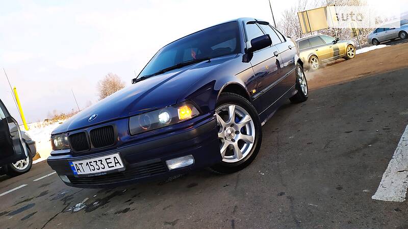 Седан BMW 3 Series 1997 в Дрогобыче