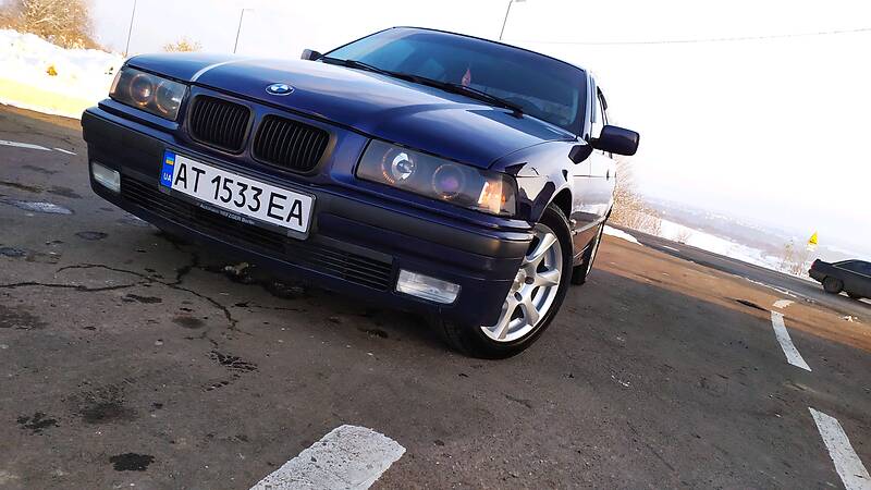 Седан BMW 3 Series 1997 в Дрогобыче