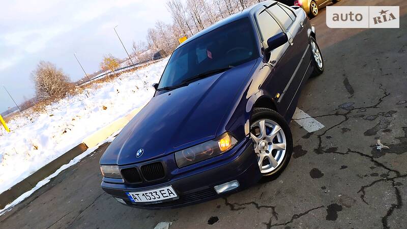 Седан BMW 3 Series 1997 в Дрогобыче