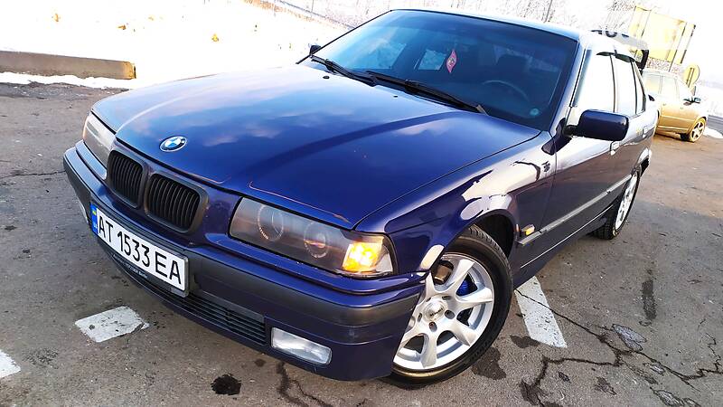Седан BMW 3 Series 1997 в Дрогобыче