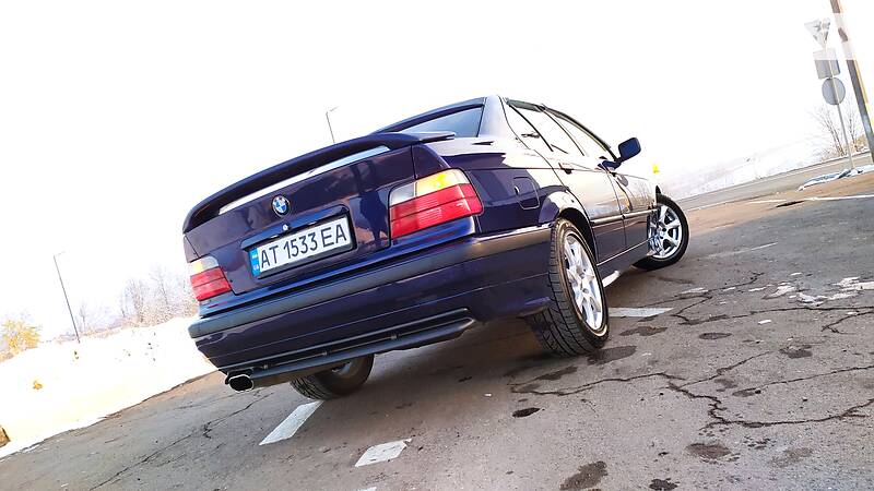 Седан BMW 3 Series 1997 в Дрогобыче